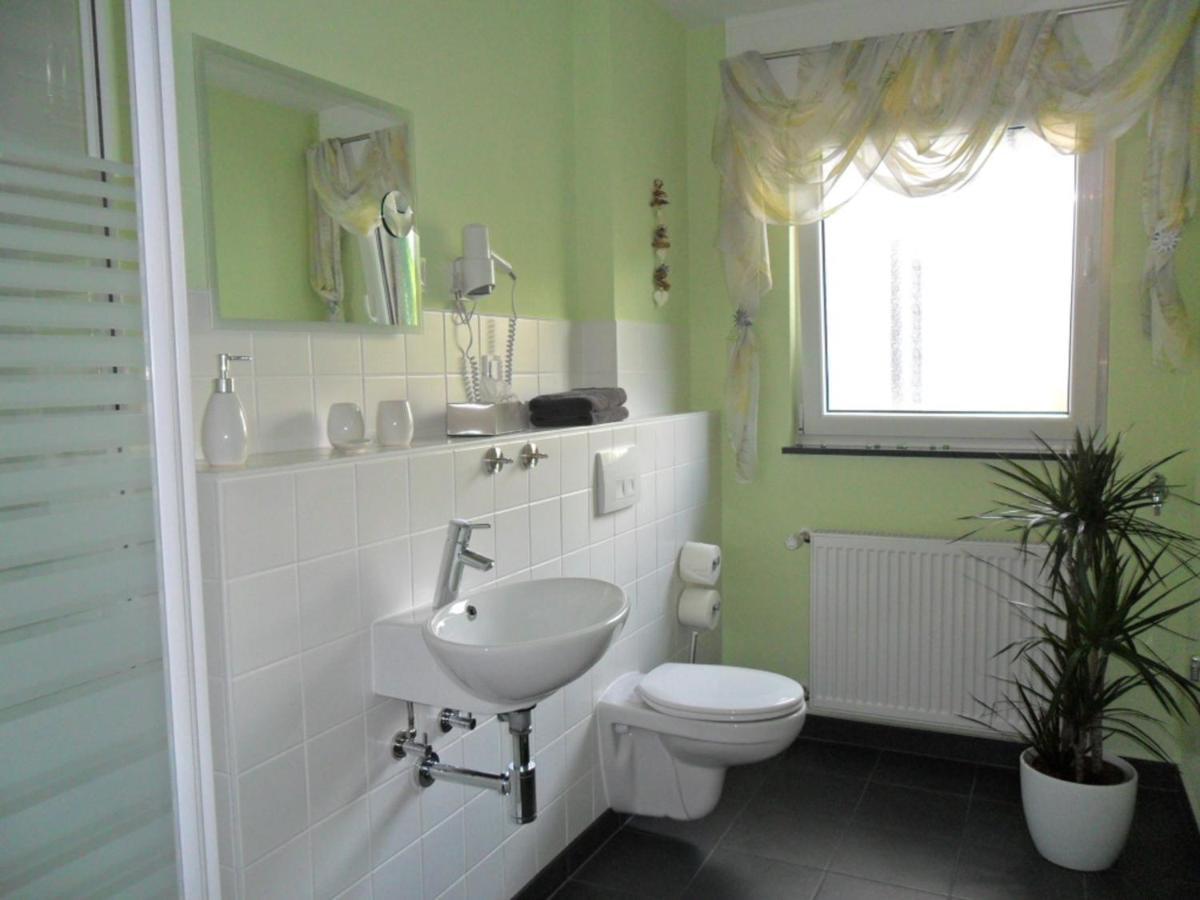 Ferienwohnung Im Rosental Andernach Exterior foto